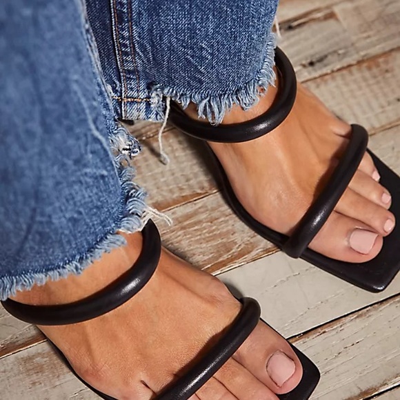 Free People Parker Pillow Heels NWOT - Picture 2 of 7